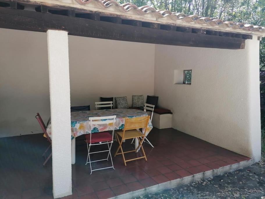 Studio Meyreuil-Terrasse-Au Calme En Campagne-Clim Ngoại thất bức ảnh